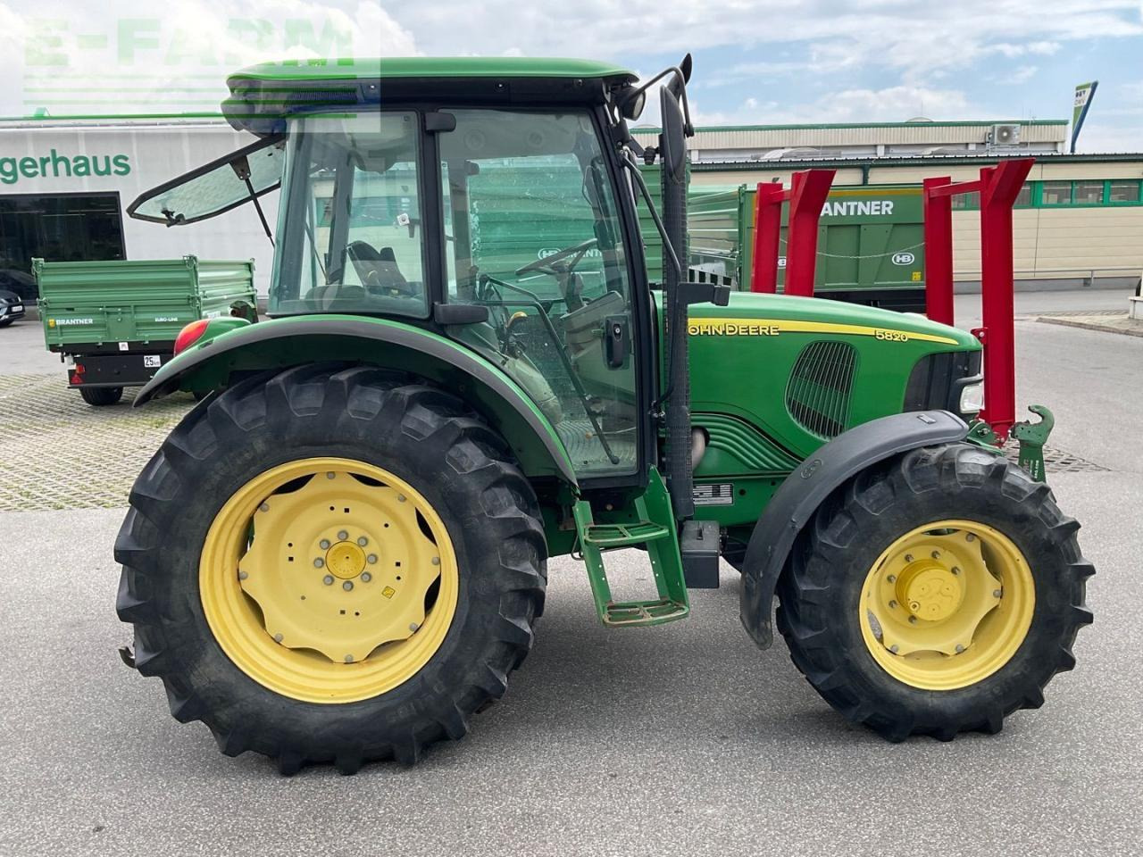 John Deere 5820 - Traktor: slika 5 John Deere 5820 - Traktor: slika 5