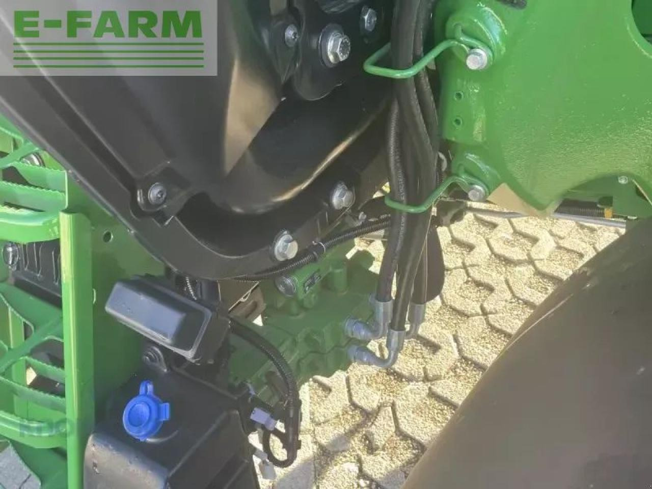 John Deere 6100m - Traktor: slika 4 John Deere 6100m - Traktor: slika 4