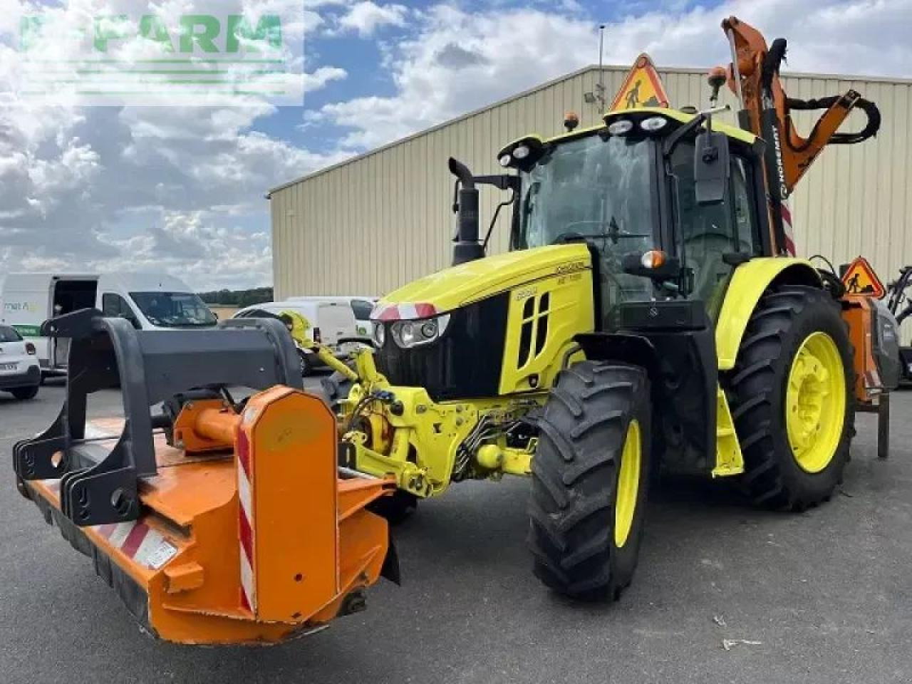 John Deere 6100m - Traktor: slika 2 John Deere 6100m - Traktor: slika 2