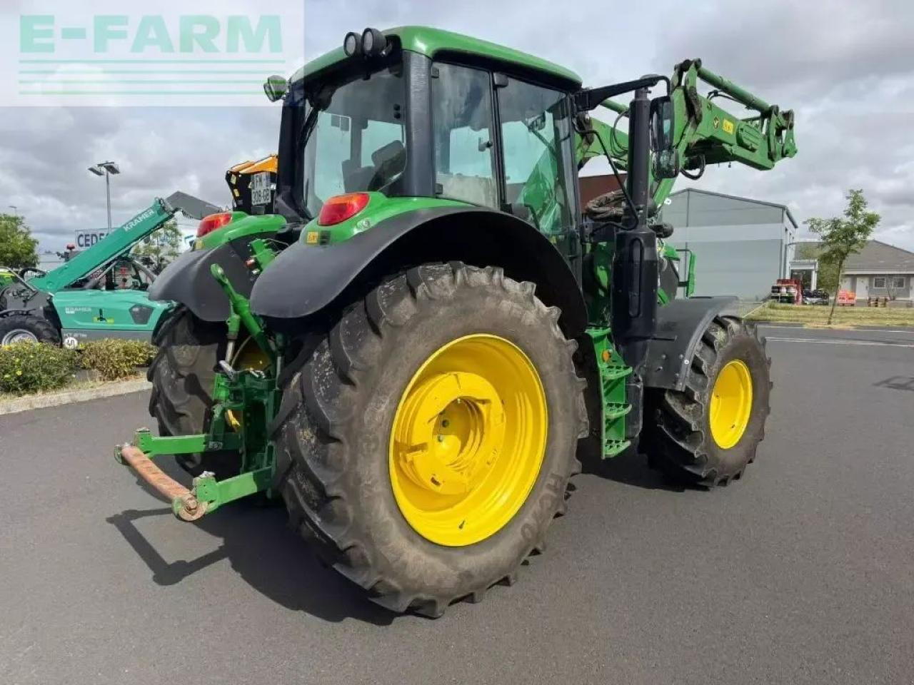 John Deere 6110m - Traktor: slika 4 John Deere 6110m - Traktor: slika 4