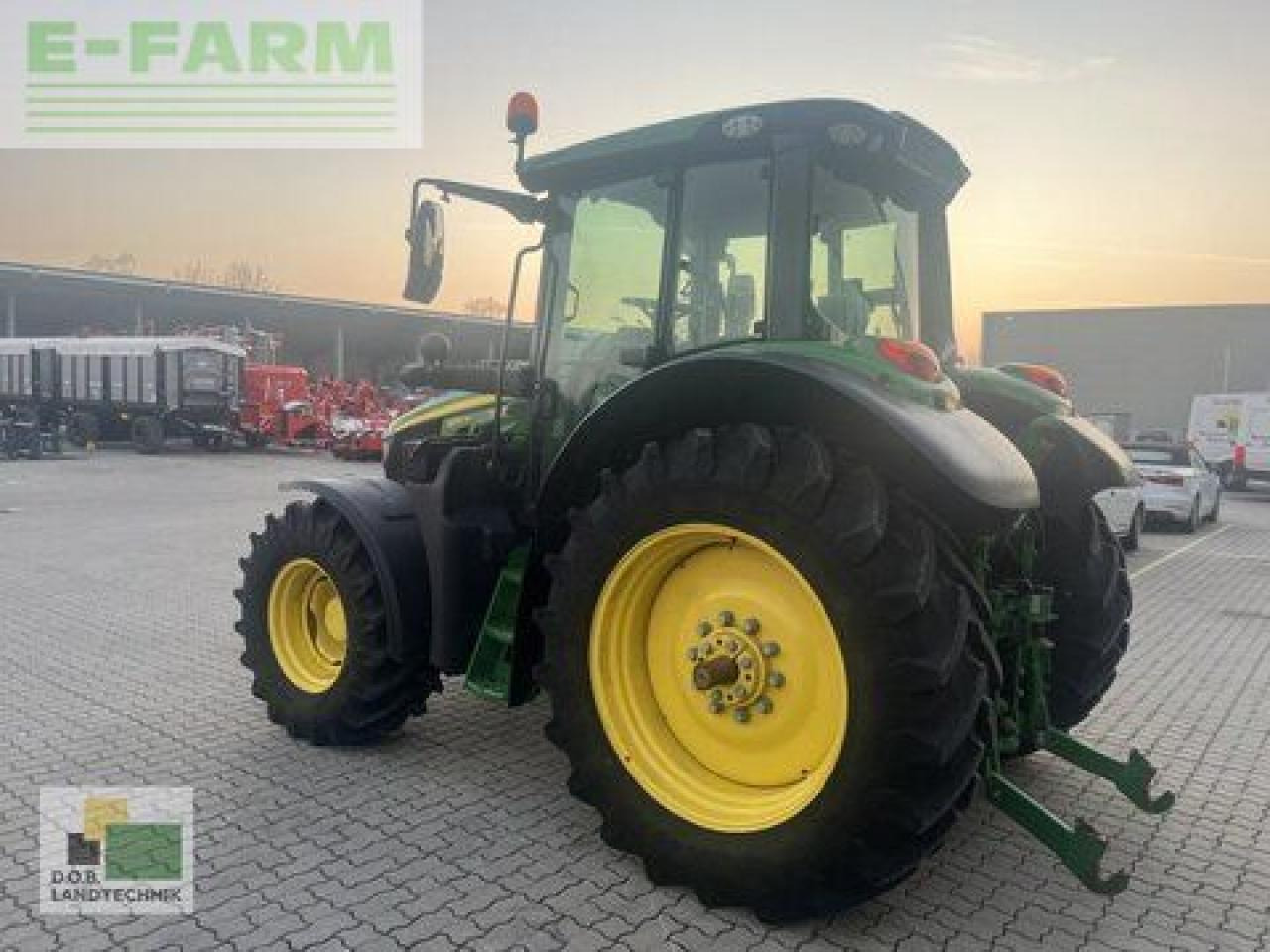John Deere 6110m - Traktor: slika 3 John Deere 6110m - Traktor: slika 3
