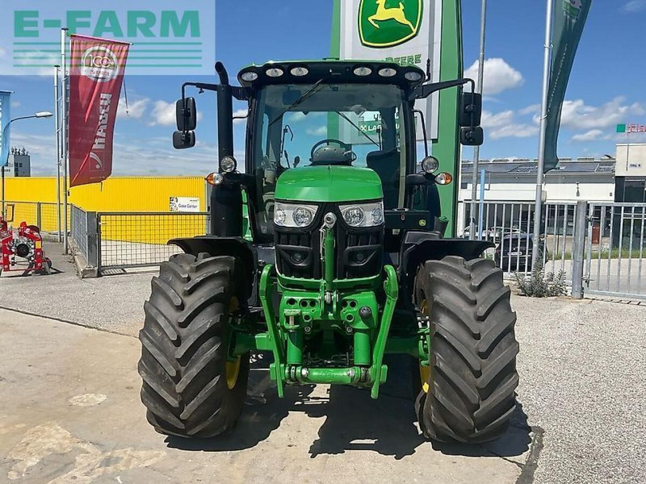 Traktor John Deere 6110r: slika 6