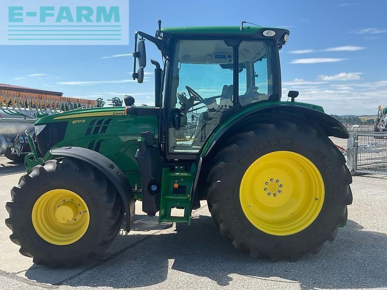Traktor John Deere 6110r: slika 8