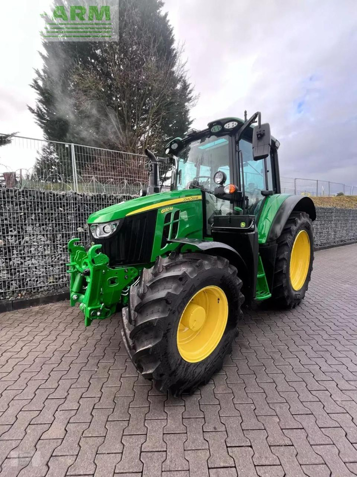John Deere 6120m - Traktor: slika 1 John Deere 6120m - Traktor: slika 1