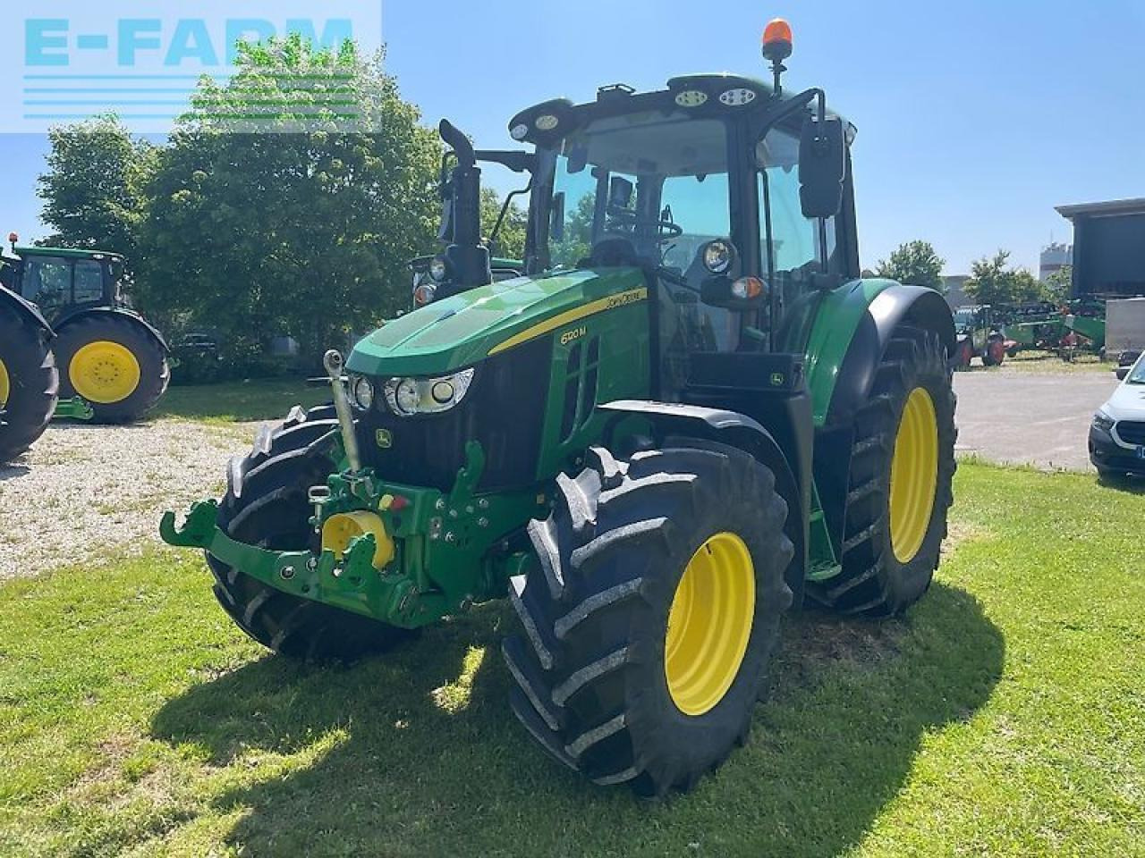 John Deere 6120m - Traktor: slika 3 John Deere 6120m - Traktor: slika 3
