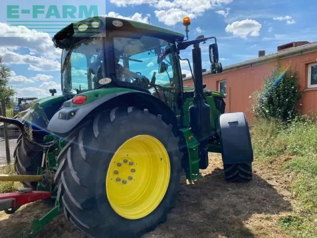 John Deere 6135r - Traktor: slika 3 John Deere 6135r - Traktor: slika 3