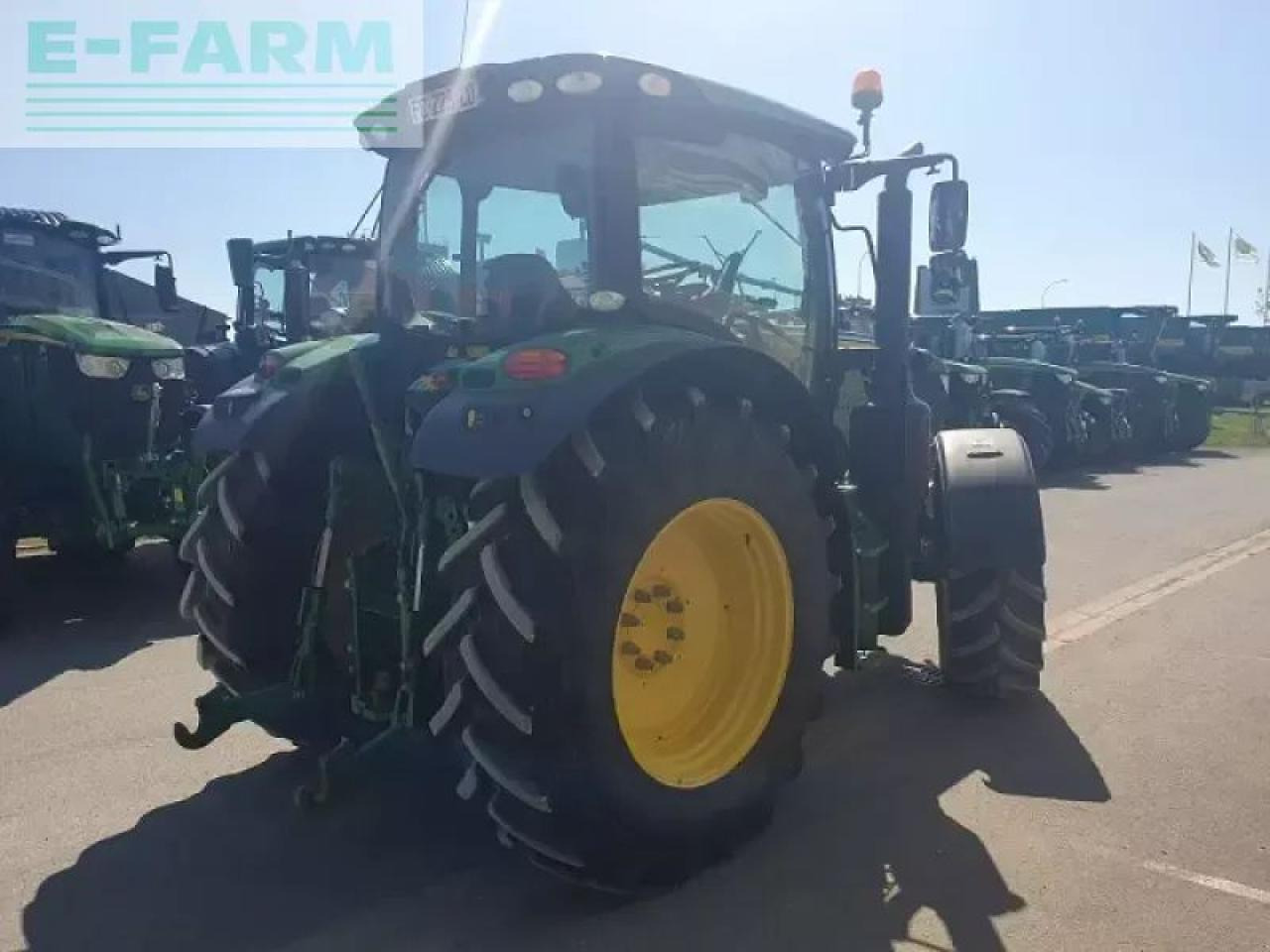 John Deere 6135r - Traktor: slika 3 John Deere 6135r - Traktor: slika 3