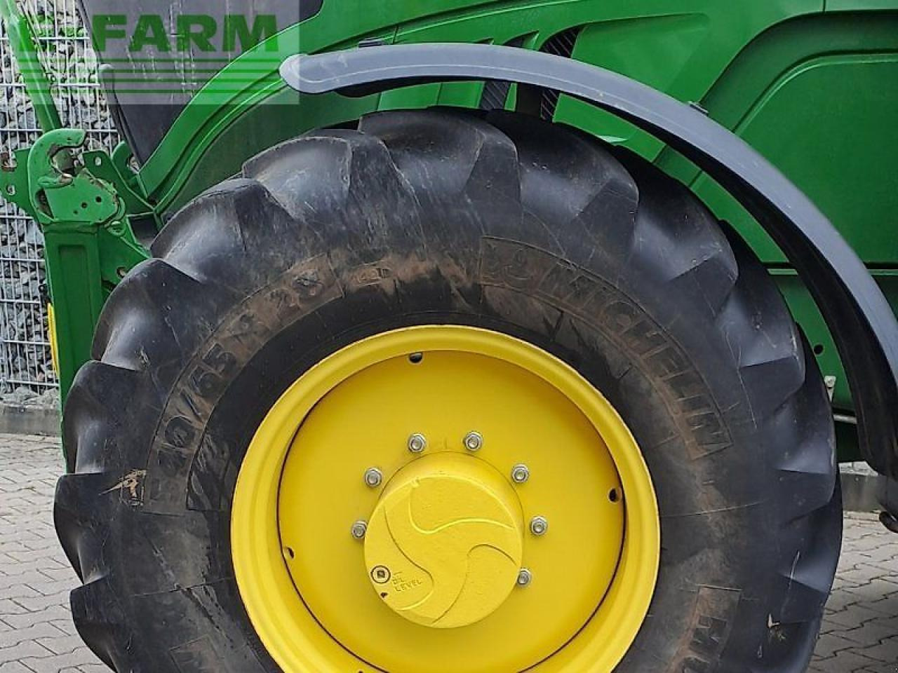 John Deere 6145r - Traktor: slika 4 John Deere 6145r - Traktor: slika 4