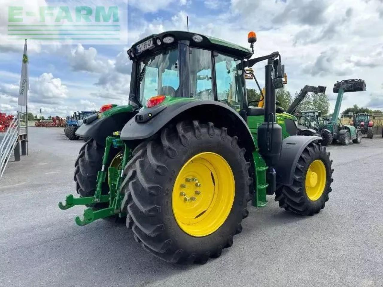 John Deere 6155m - Traktor: slika 4 John Deere 6155m - Traktor: slika 4