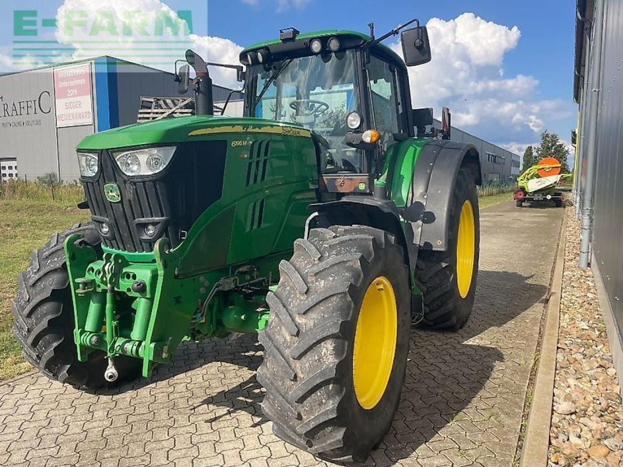 John Deere 6195m - Traktor: slika 5 John Deere 6195m - Traktor: slika 5