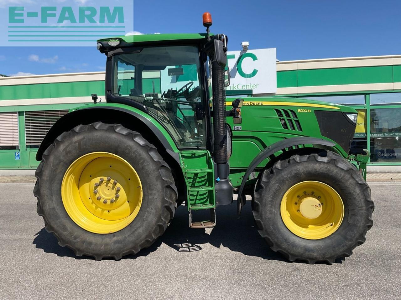 John Deere 6210R - Traktor: slika 5 John Deere 6210R - Traktor: slika 5