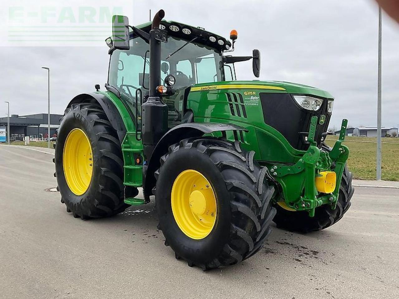 John Deere 6215 r - Traktor: slika 2 John Deere 6215 r - Traktor: slika 2