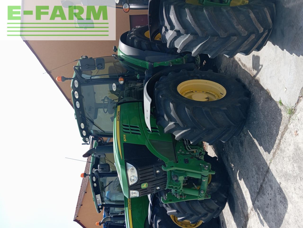 John Deere 6215R - Traktor: slika 1 John Deere 6215R - Traktor: slika 1