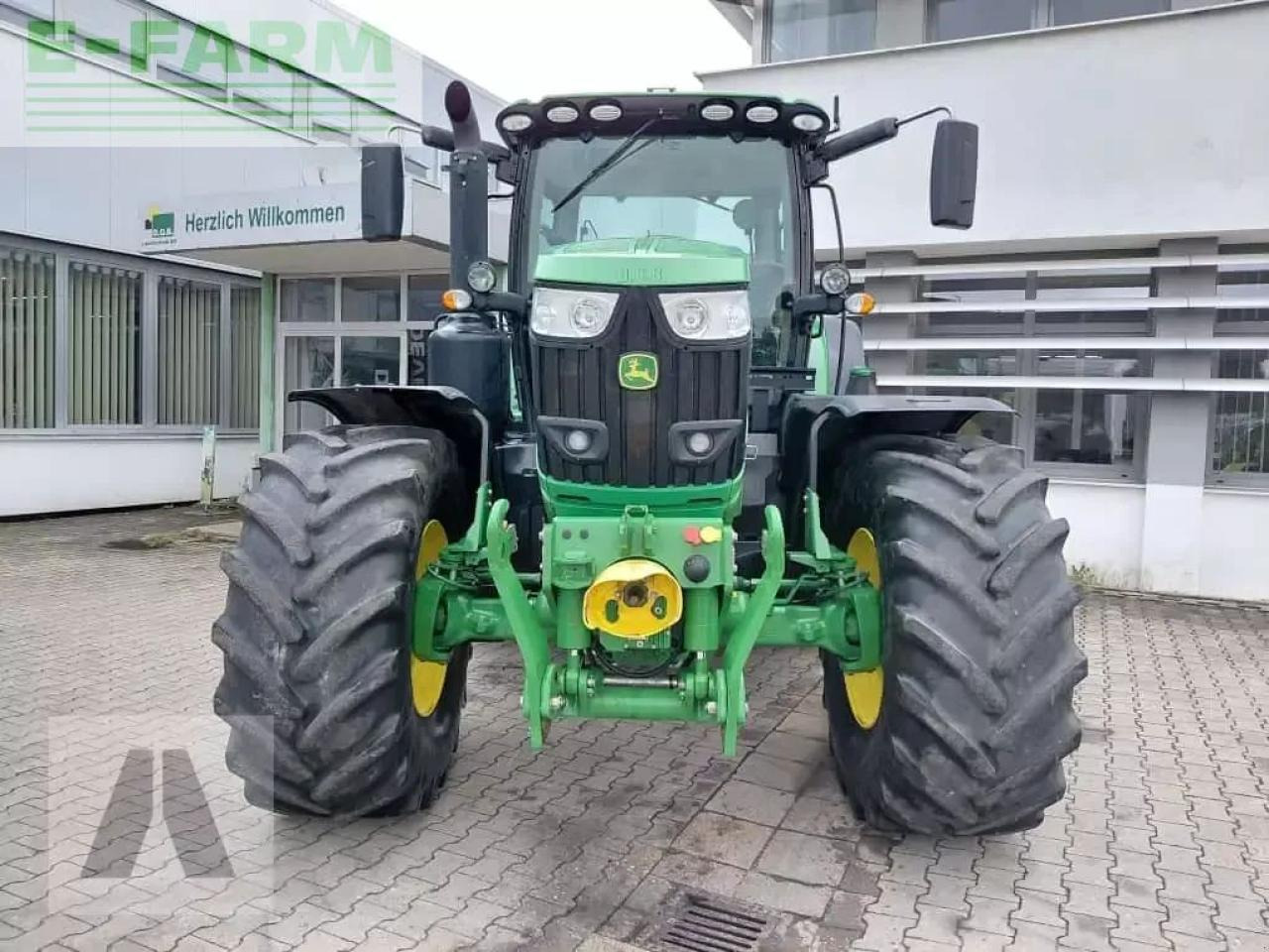 John Deere 6215r - Traktor: slika 2 John Deere 6215r - Traktor: slika 2