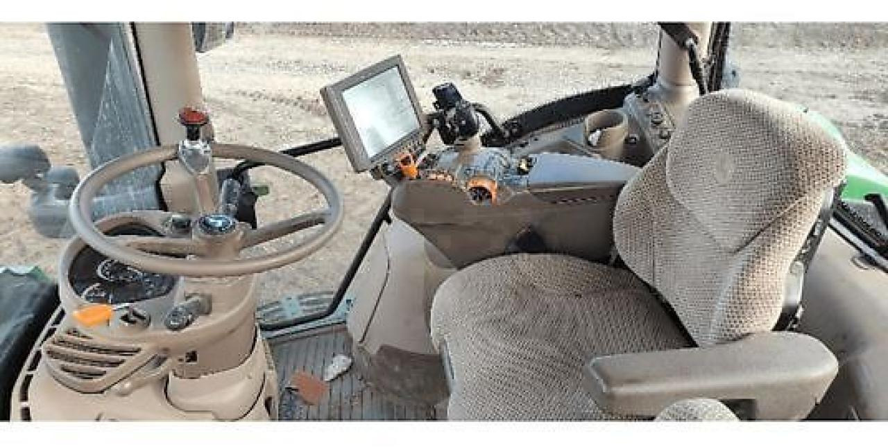 John Deere 6215r - Traktor: slika 3 John Deere 6215r - Traktor: slika 3
