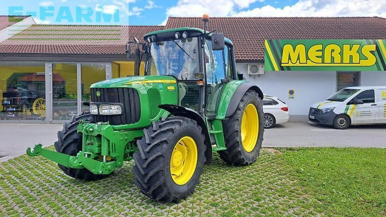 John Deere 6220 premium - Traktor: slika 1 John Deere 6220 premium - Traktor: slika 1