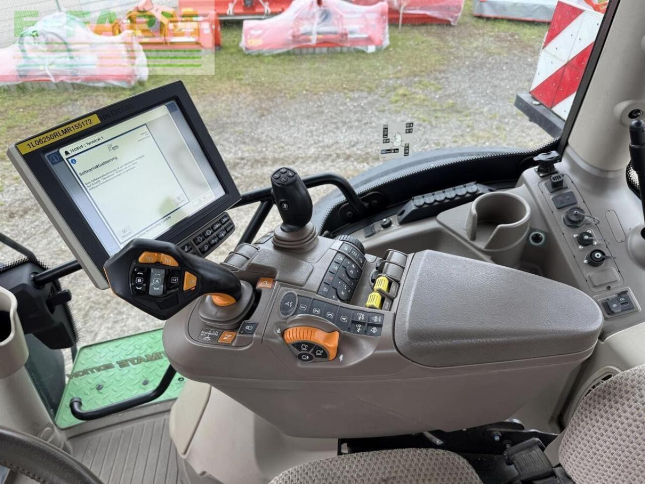 Traktor John Deere 6250r: slika 15