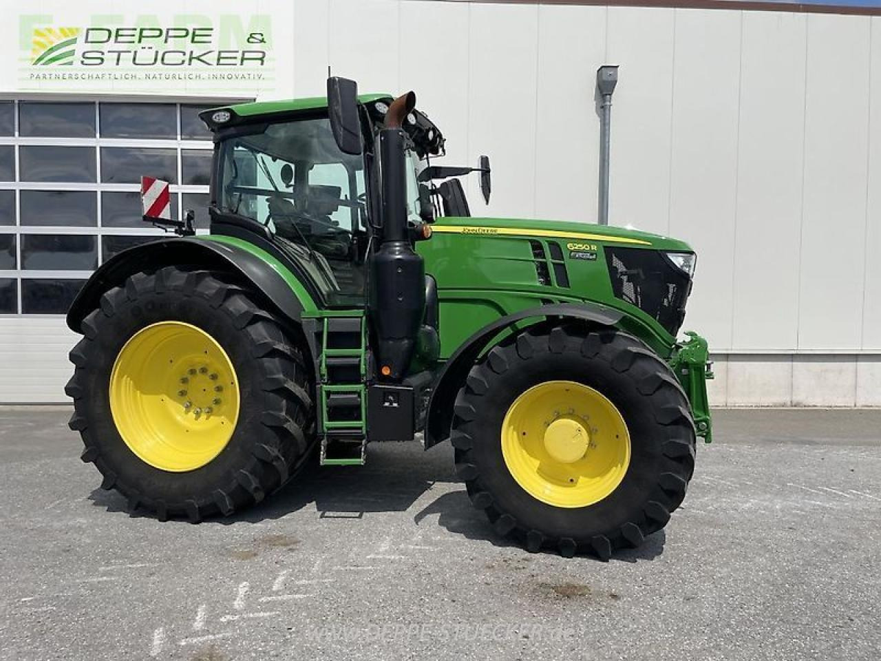 John Deere 6250r - Traktor: slika 3 John Deere 6250r - Traktor: slika 3
