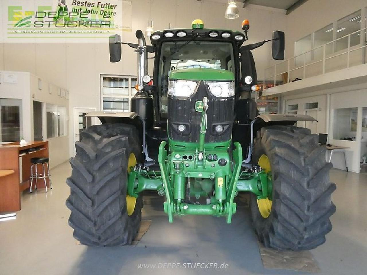 John Deere 6250r - Traktor: slika 2 John Deere 6250r - Traktor: slika 2