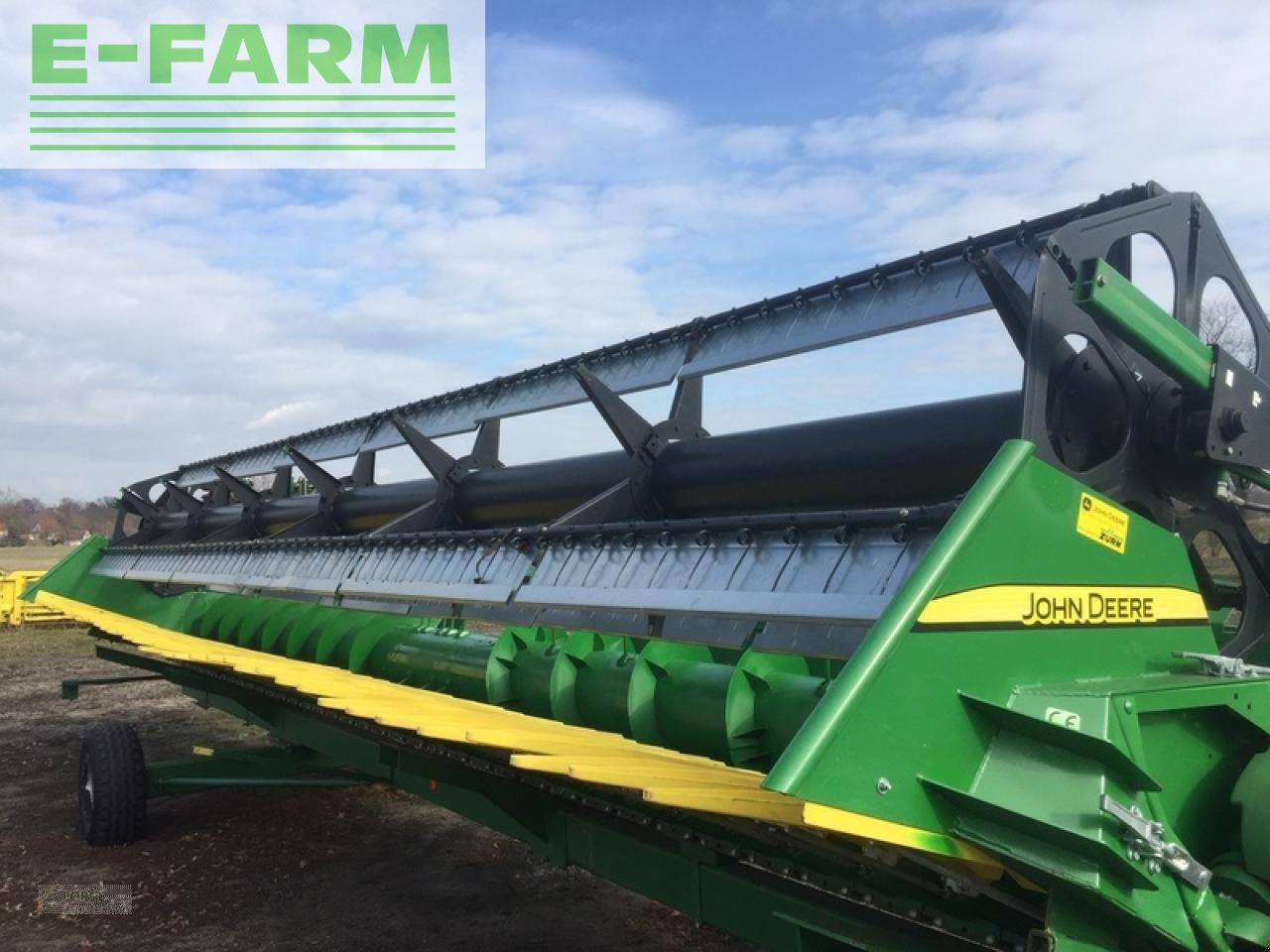 John Deere 630r mit sonnenblumenvorsatz - Traktor: slika 3 John Deere 630r mit sonnenblumenvorsatz - Traktor: slika 3