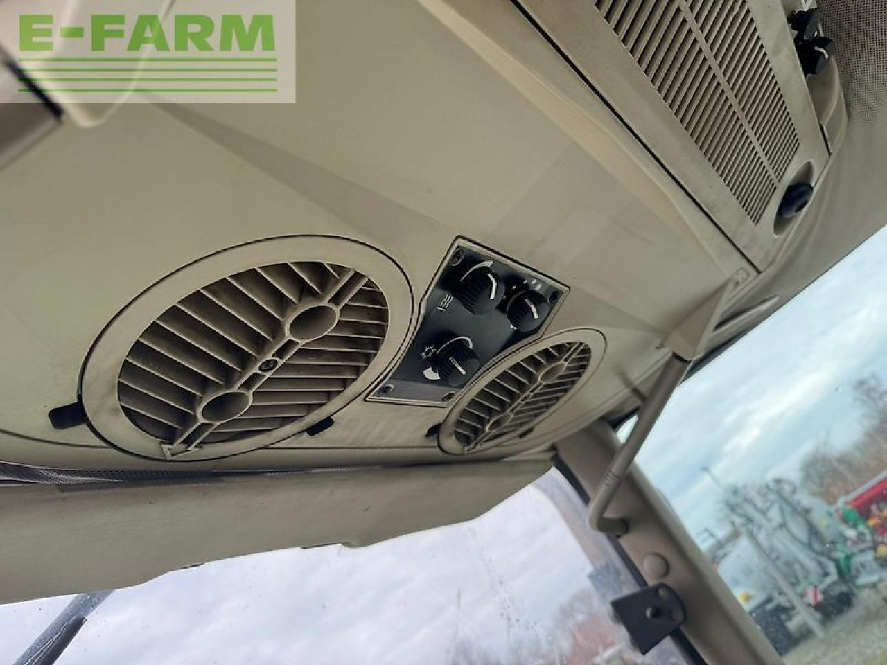 John Deere 6320 - Traktor: slika 4 John Deere 6320 - Traktor: slika 4