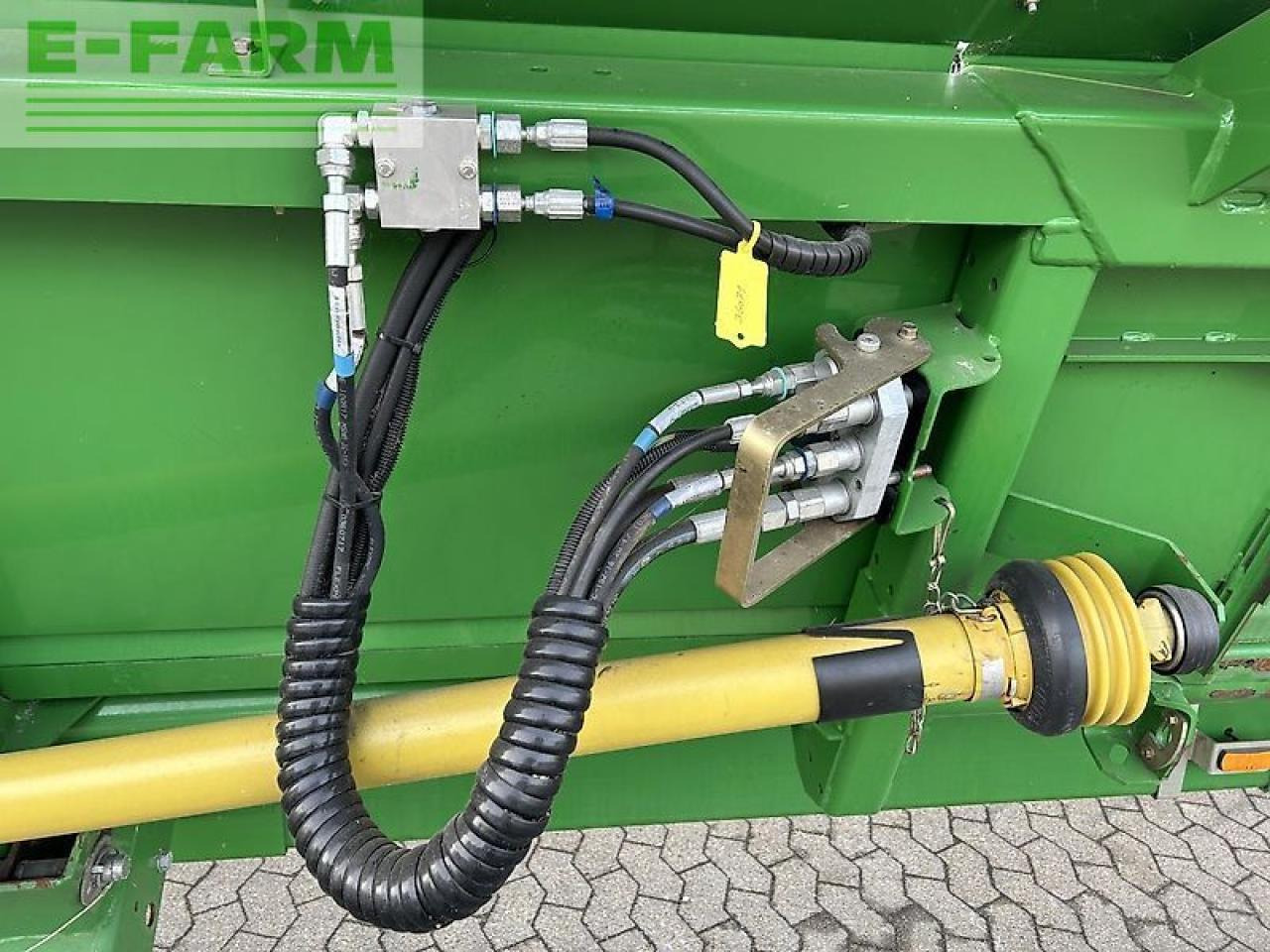 John Deere 635r - Dodatak za stočnu hranu: slika 4 John Deere 635r - Dodatak za stočnu hranu: slika 4