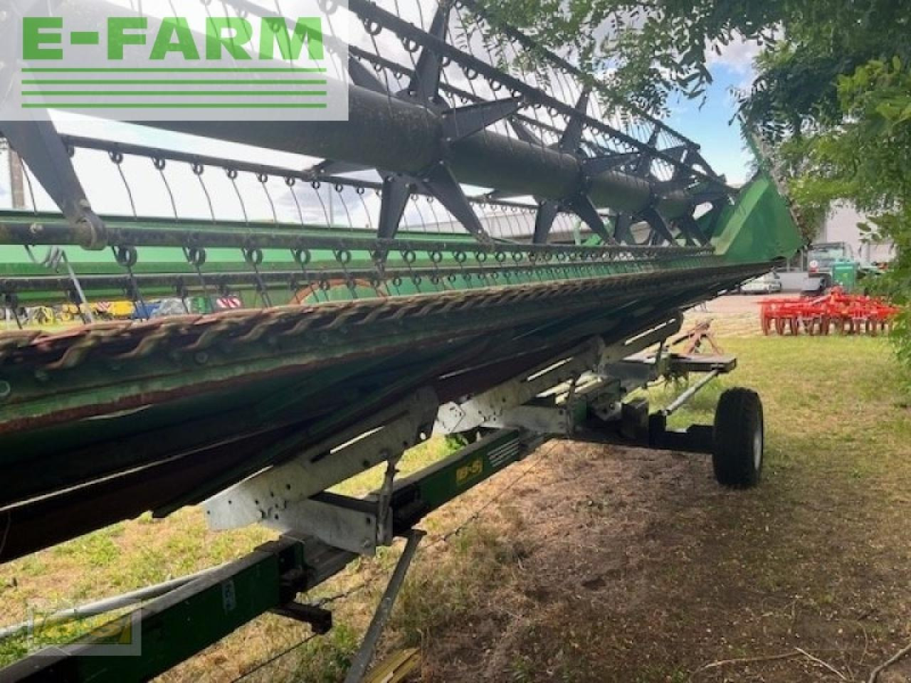 John Deere 635r inkl. rapsvorsatz und wagen - Dodatak za stočnu hranu: slika 2 John Deere 635r inkl. rapsvorsatz und wagen - Dodatak za stočnu hranu: slika 2