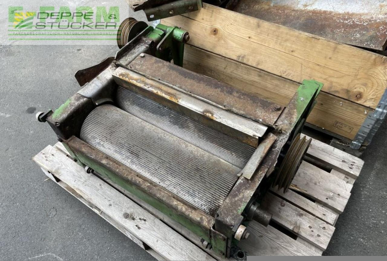 John Deere 6810 mit gebiss - Kombajn za stočnu hranu: slika 2 John Deere 6810 mit gebiss - Kombajn za stočnu hranu: slika 2