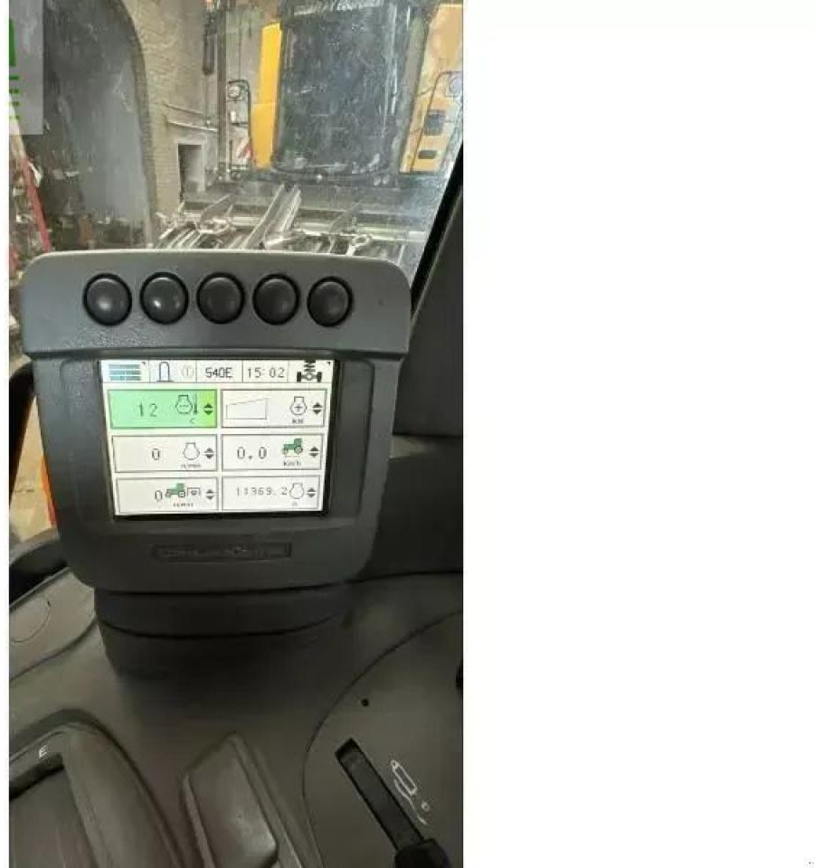 John Deere 6830 premium - Traktor: slika 5 John Deere 6830 premium - Traktor: slika 5