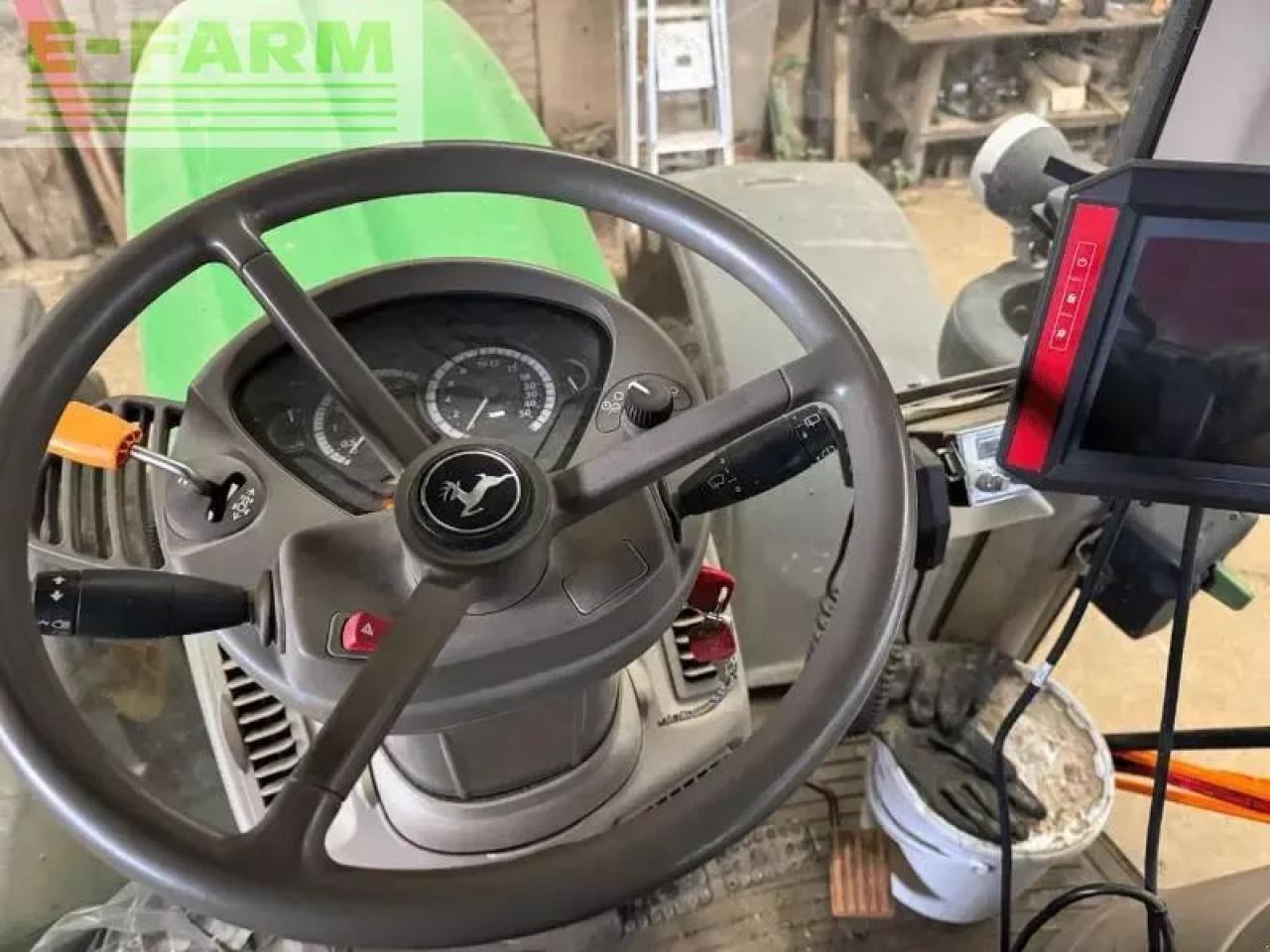 John Deere 6830 premium - Traktor: slika 4 John Deere 6830 premium - Traktor: slika 4