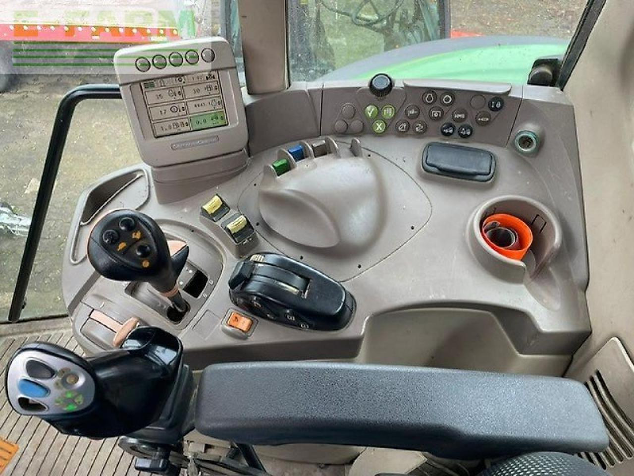John Deere 6830 premium - Traktor: slika 3 John Deere 6830 premium - Traktor: slika 3
