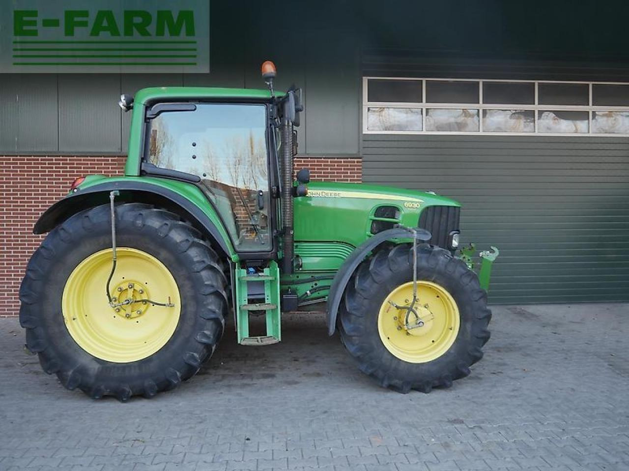 John Deere 6930 premium autopowr - Traktor: slika 4 John Deere 6930 premium autopowr - Traktor: slika 4