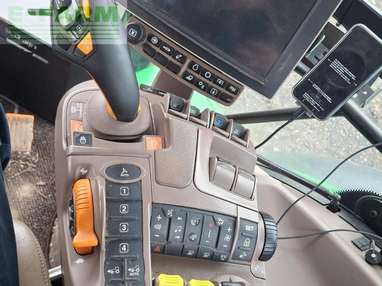 John Deere 6R185 - Traktor: slika 4 John Deere 6R185 - Traktor: slika 4