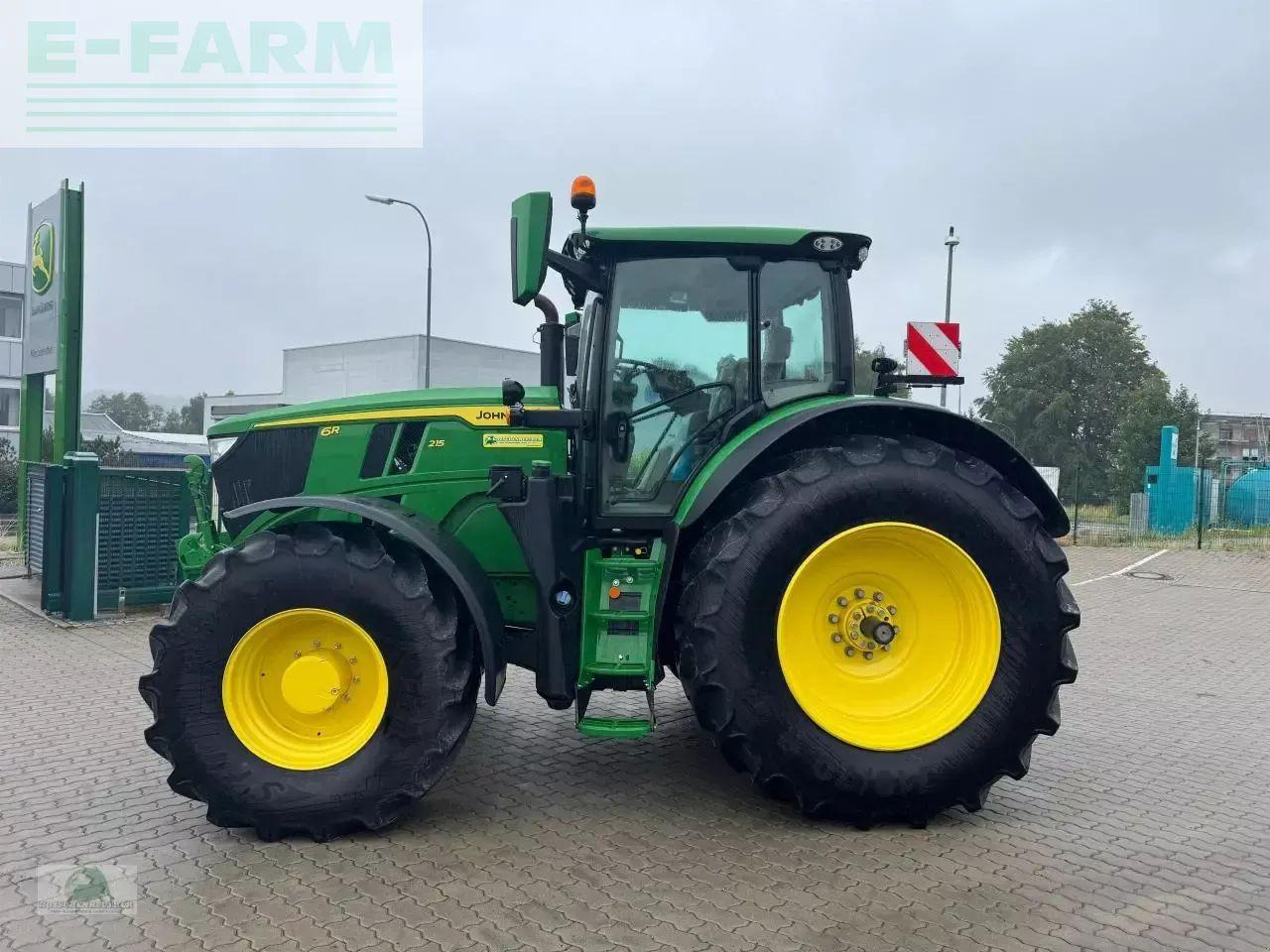 John Deere 6r 215 - Traktor: slika 5 John Deere 6r 215 - Traktor: slika 5