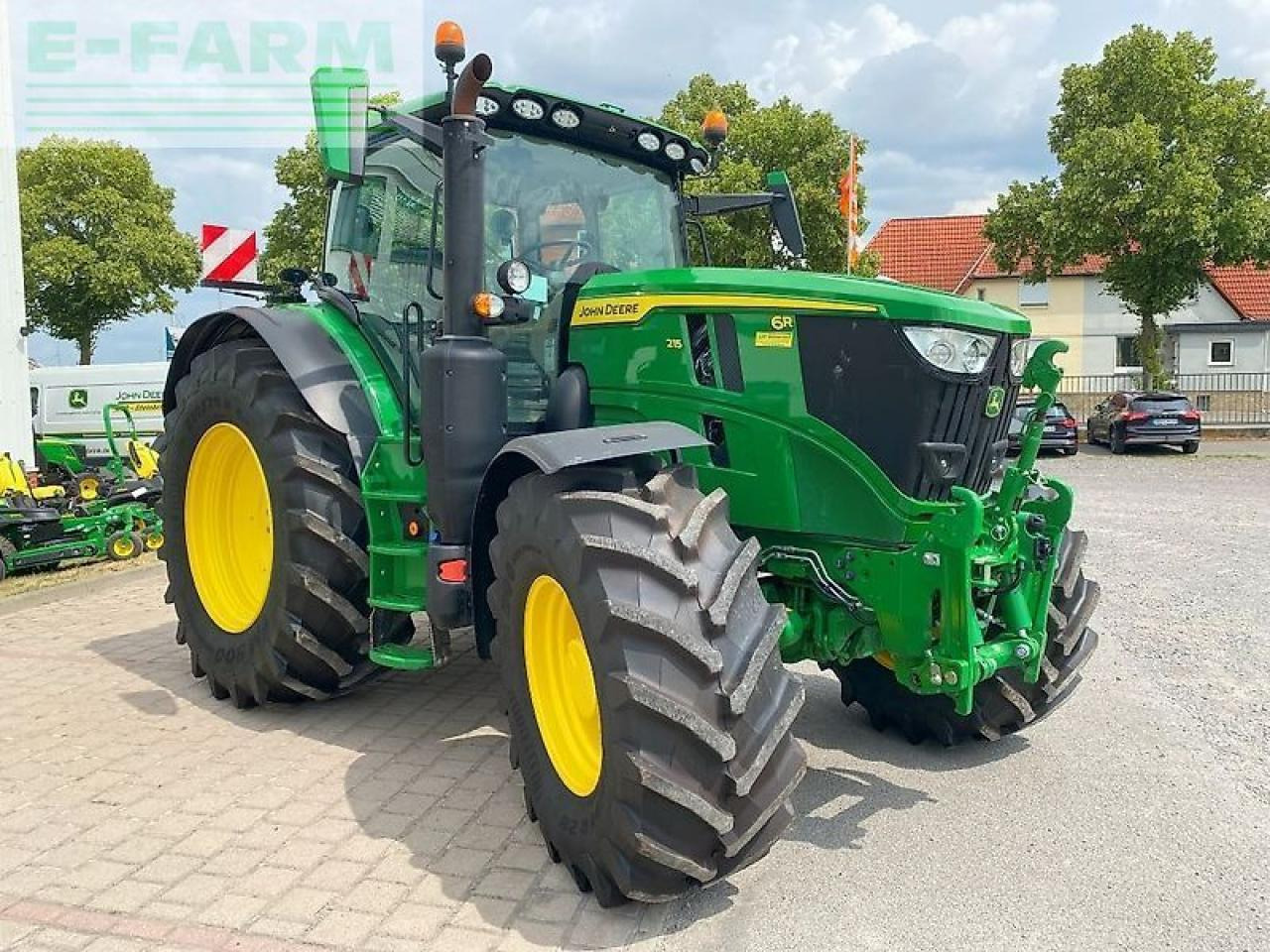 John Deere 6r215 - Traktor: slika 2 John Deere 6r215 - Traktor: slika 2