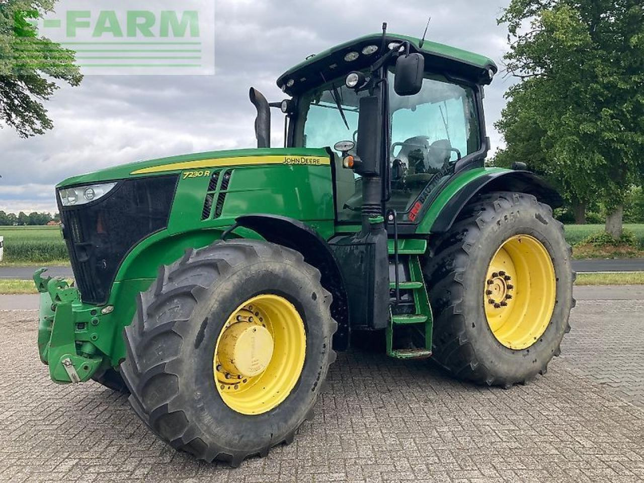 John Deere 7230r - Traktor: slika 4 John Deere 7230r - Traktor: slika 4