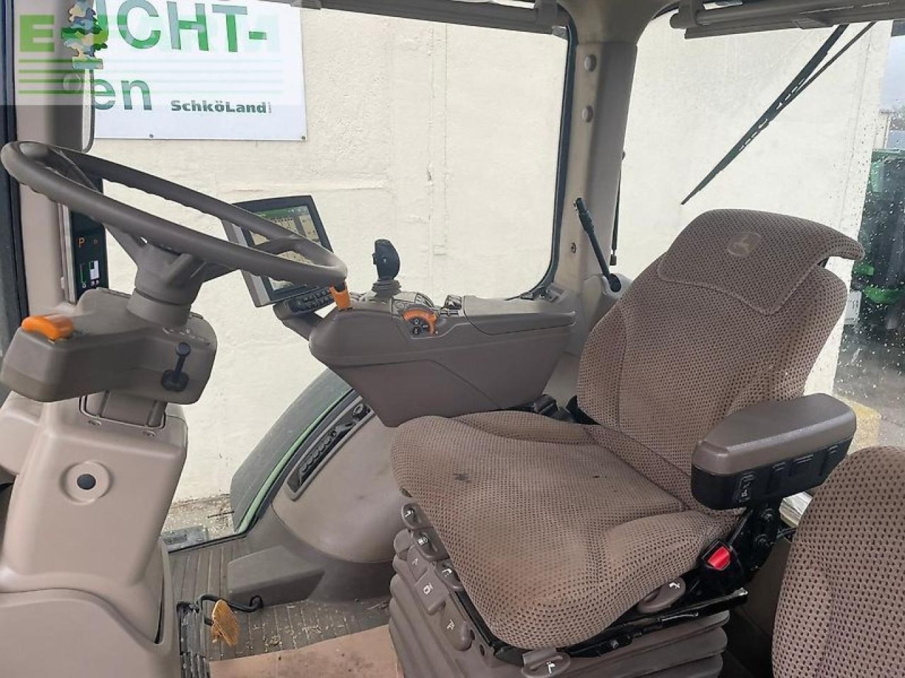 Traktor John Deere 7310r: slika 10