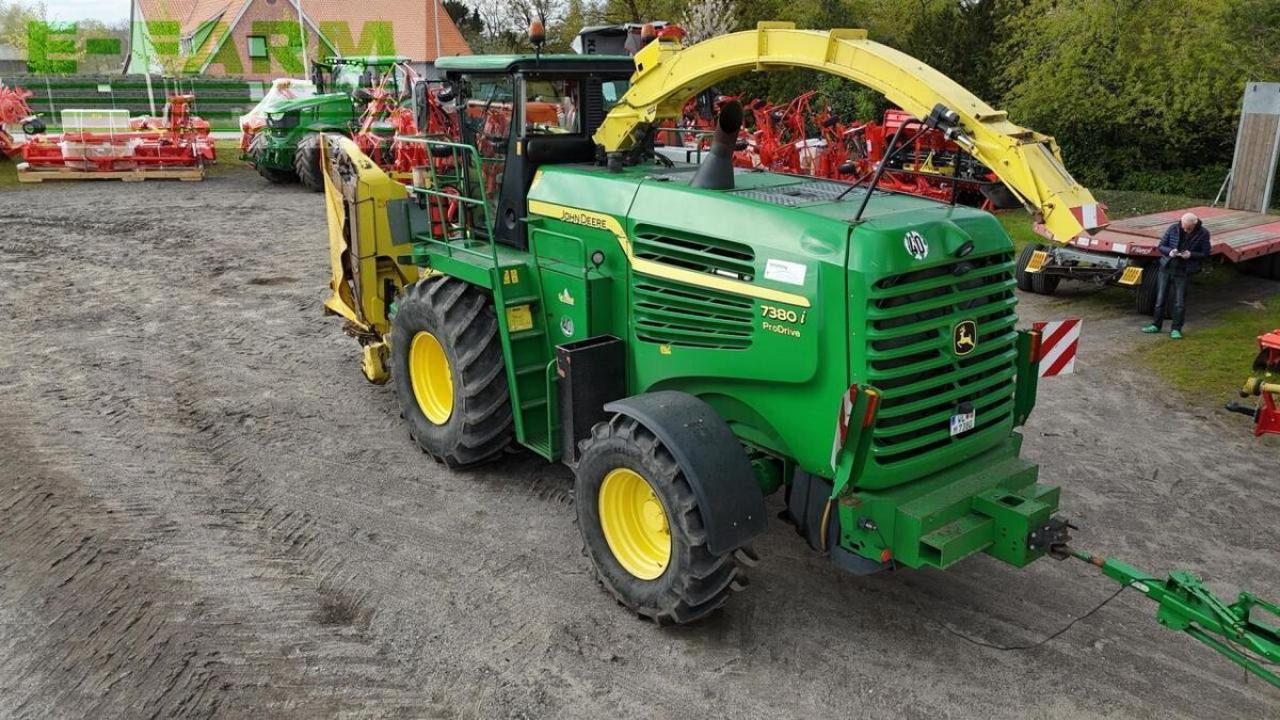 John Deere 7380i prodrive mit kemper 8rh u. pu - Kombajn za stočnu hranu: slika 5 John Deere 7380i prodrive mit kemper 8rh u. pu - Kombajn za stočnu hranu: slika 5