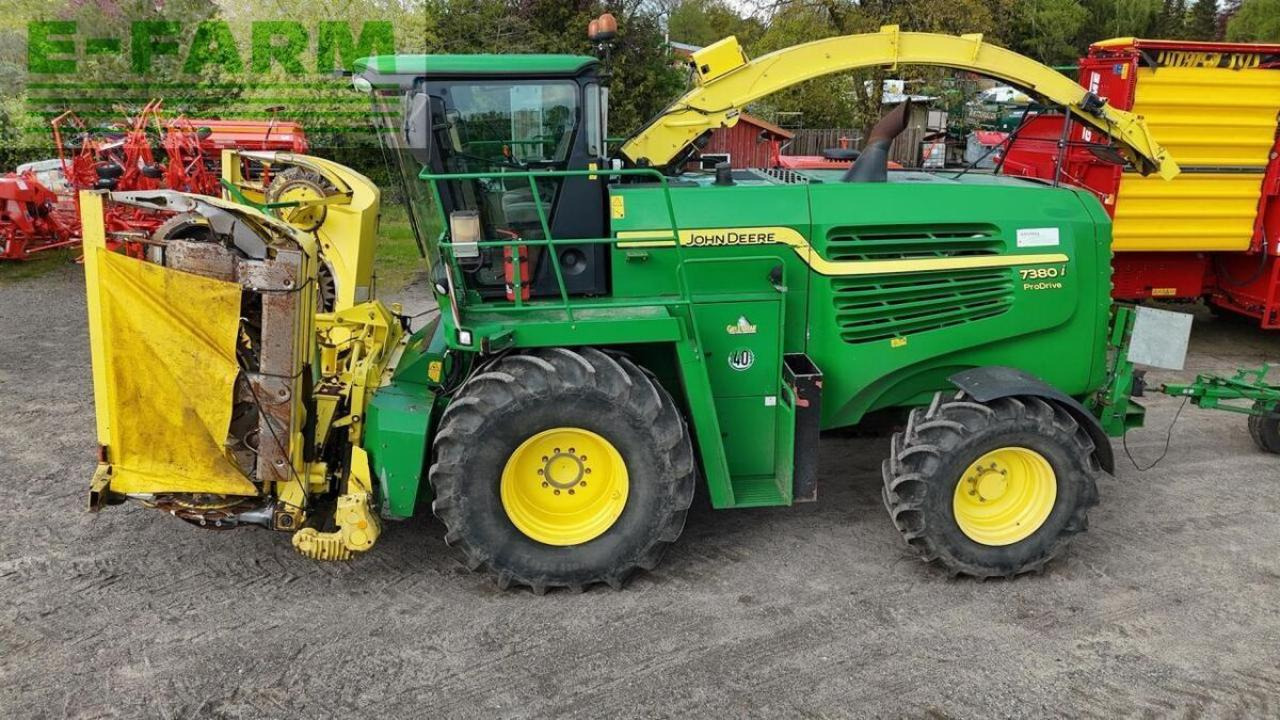 John Deere 7380i prodrive mit kemper 8rh u. pu - Kombajn za stočnu hranu: slika 1 John Deere 7380i prodrive mit kemper 8rh u. pu - Kombajn za stočnu hranu: slika 1