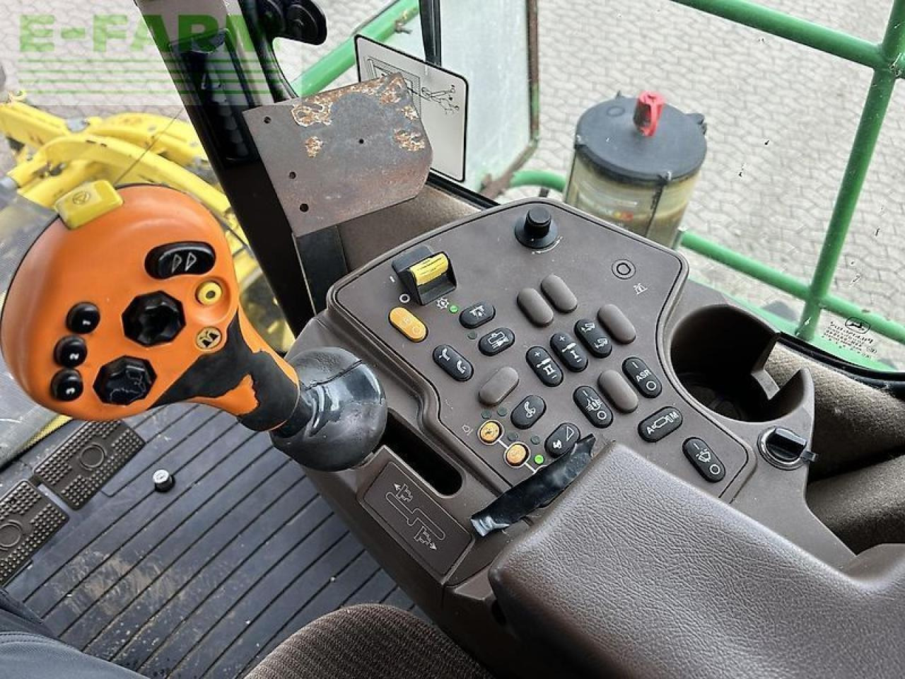 John Deere 7500 - Kombajn za stočnu hranu: slika 4 John Deere 7500 - Kombajn za stočnu hranu: slika 4