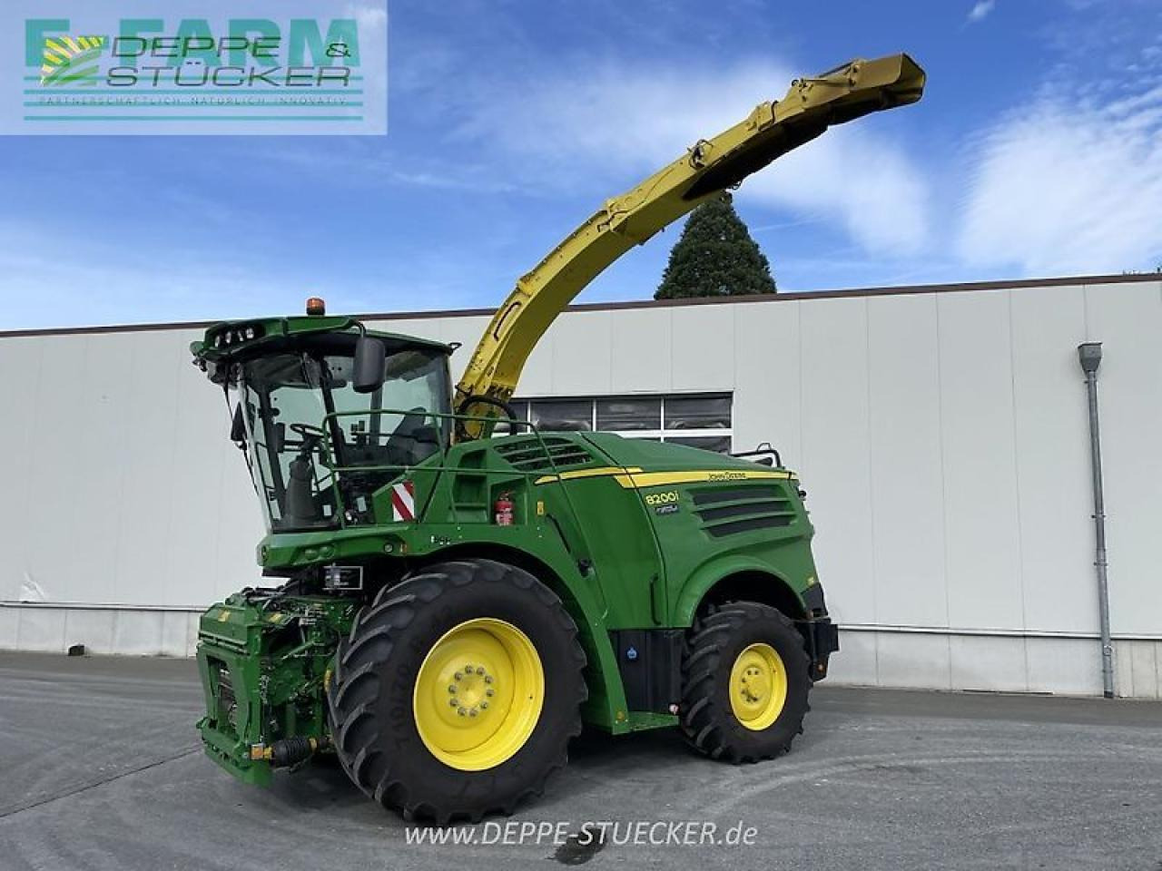 John Deere 8200i mit kemper 345 und kemper 639 - Kombajn za stočnu hranu: slika 1 John Deere 8200i mit kemper 345 und kemper 639 - Kombajn za stočnu hranu: slika 1