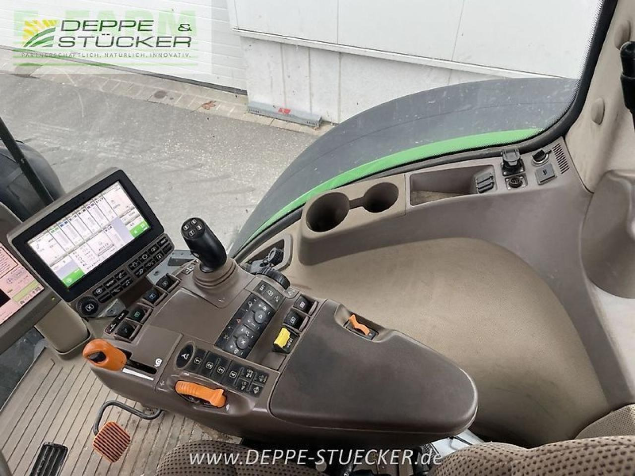 John Deere 8270r - Traktor: slika 5 John Deere 8270r - Traktor: slika 5