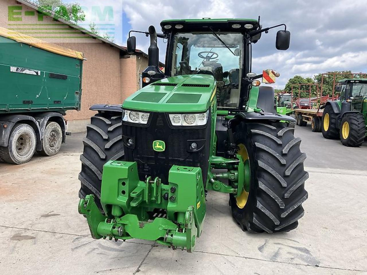 John Deere 8270r *e23* motor neu - Traktor: slika 4 John Deere 8270r *e23* motor neu - Traktor: slika 4