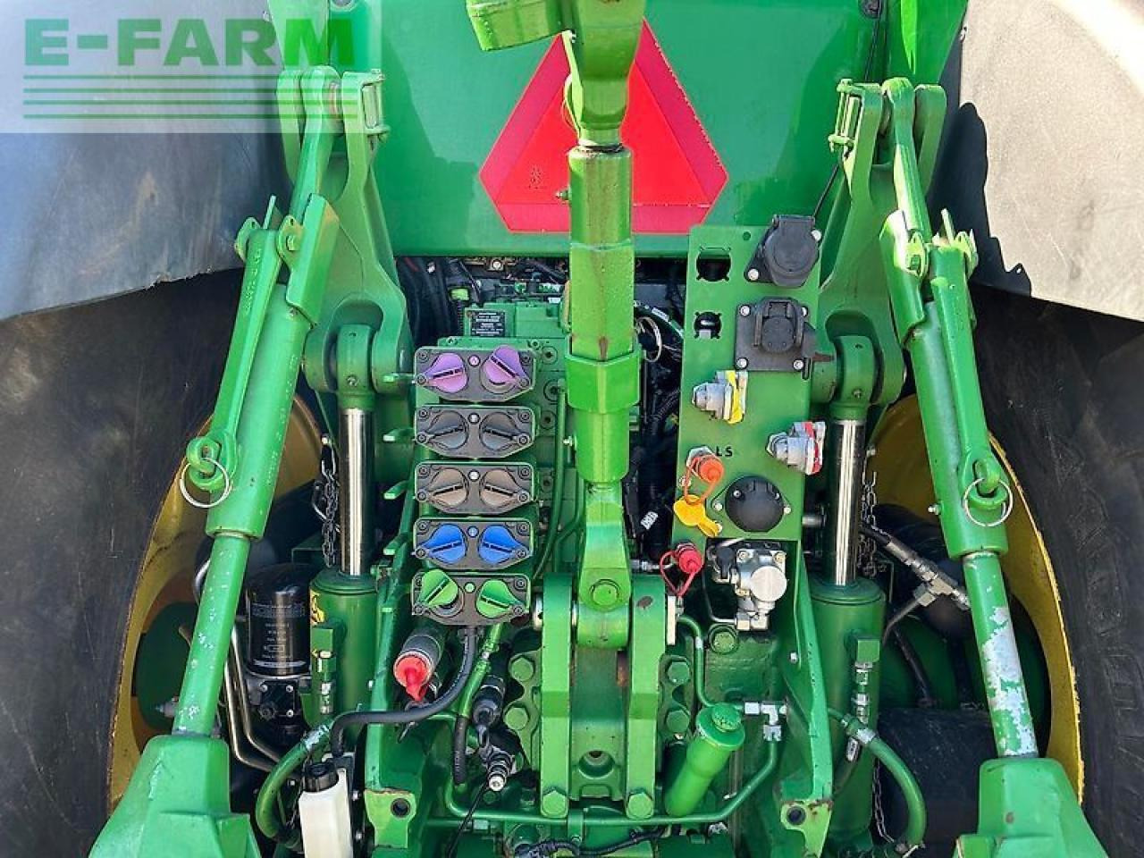 John Deere 8370r - Traktor: slika 5 John Deere 8370r - Traktor: slika 5