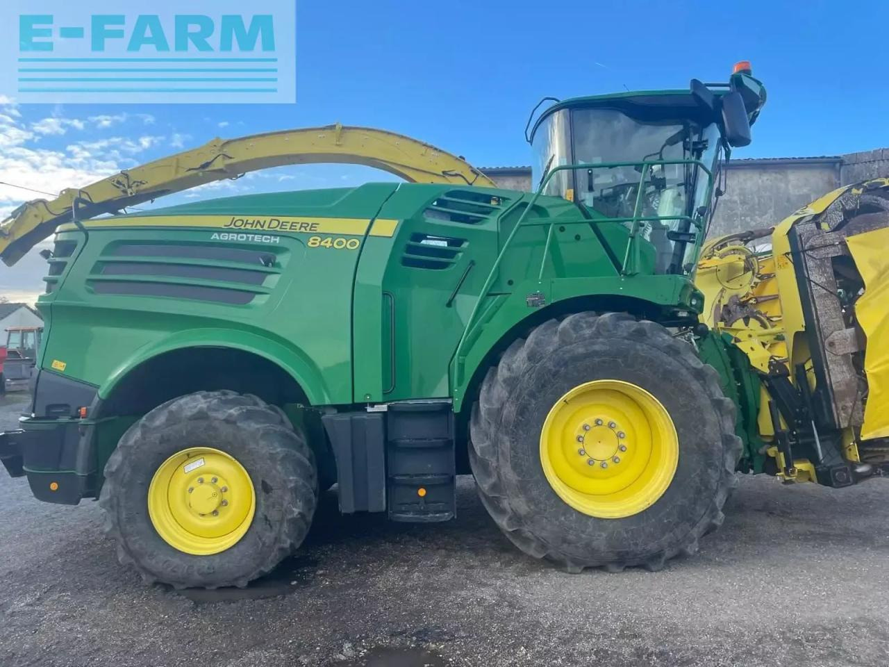 John Deere 8400 - Kombajn za stočnu hranu: slika 3 John Deere 8400 - Kombajn za stočnu hranu: slika 3