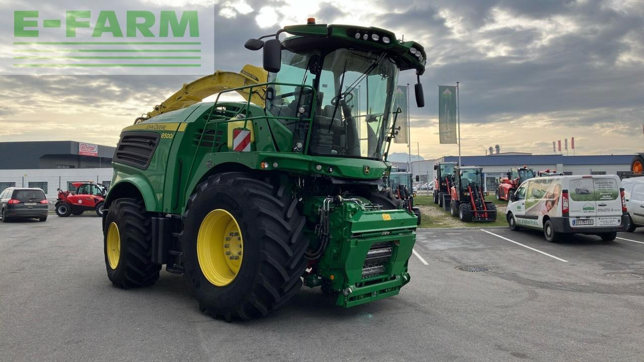 John Deere 8500i - Kombajn za stočnu hranu: slika 2 John Deere 8500i - Kombajn za stočnu hranu: slika 2