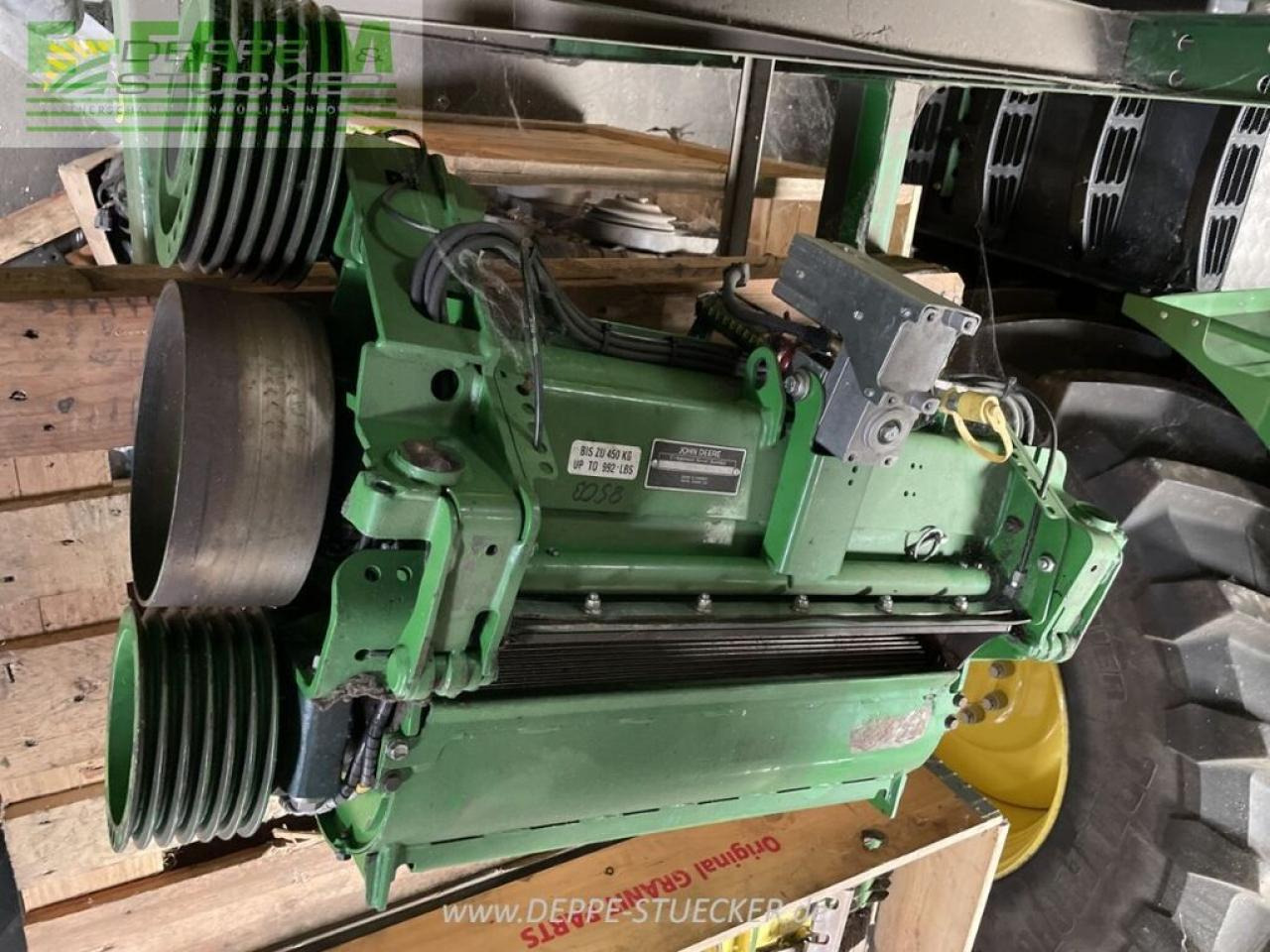 John Deere 8500i - Kombajn za stočnu hranu: slika 2 John Deere 8500i - Kombajn za stočnu hranu: slika 2