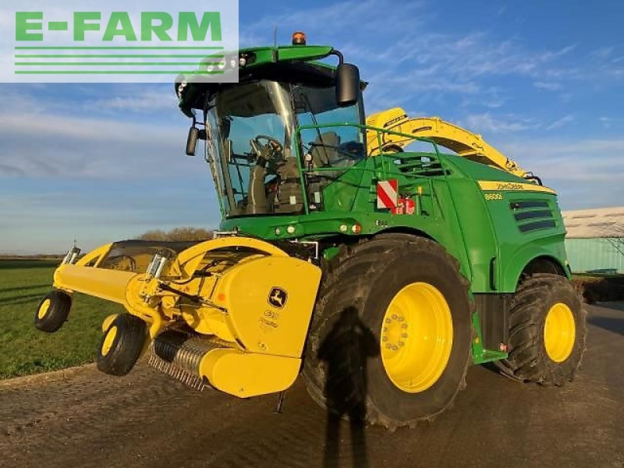 John Deere 8600i - Kombajn za stočnu hranu: slika 2 John Deere 8600i - Kombajn za stočnu hranu: slika 2