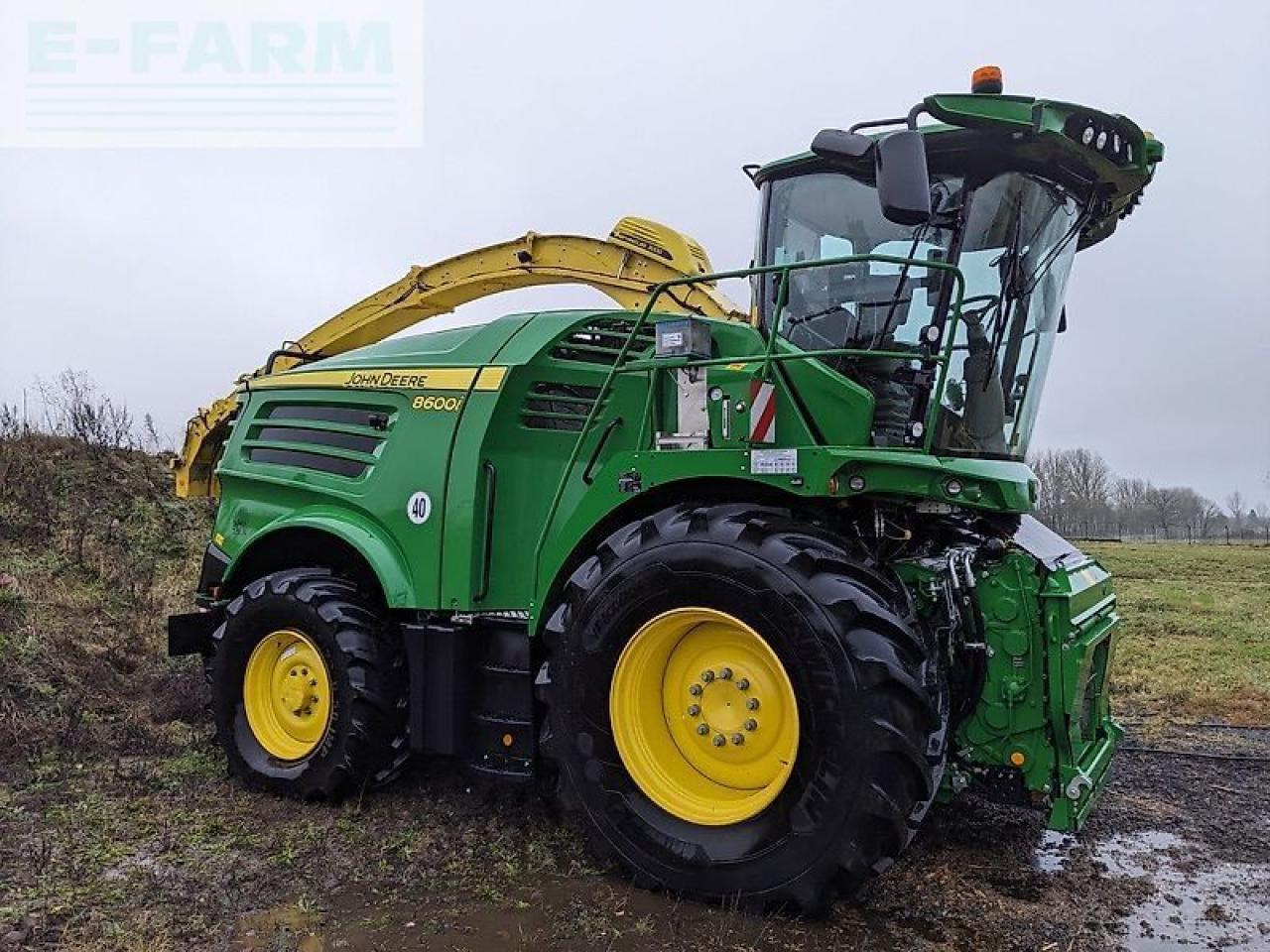 John Deere 8600i - Kombajn za stočnu hranu: slika 1 John Deere 8600i - Kombajn za stočnu hranu: slika 1