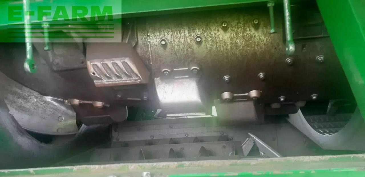 John Deere 9880i sts - Kombinovani kombajn: slika 4 John Deere 9880i sts - Kombinovani kombajn: slika 4